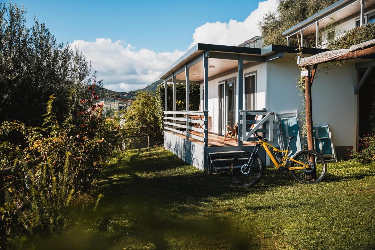 Agriturismo Rose Di Pietra Pietra Ligure Exterior foto